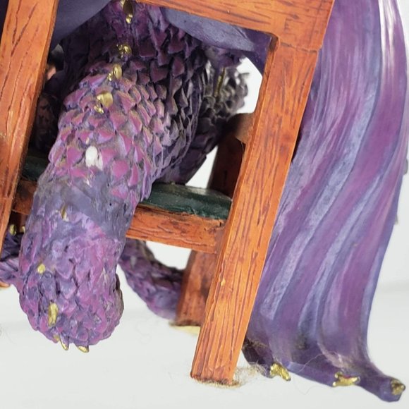 Hamilton Collection Dragon Hold Em Or Fold Em Poker Face Ace Figurine *FLAW* - Picture 8 of 10